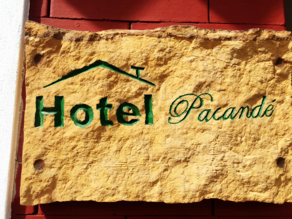 Hotel Pacande B&B 阿拉胡埃拉 外观 照片